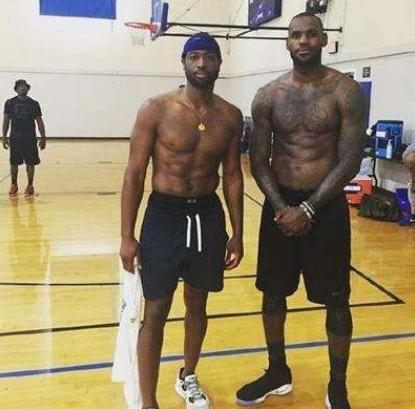 他们依据对 他们依据对