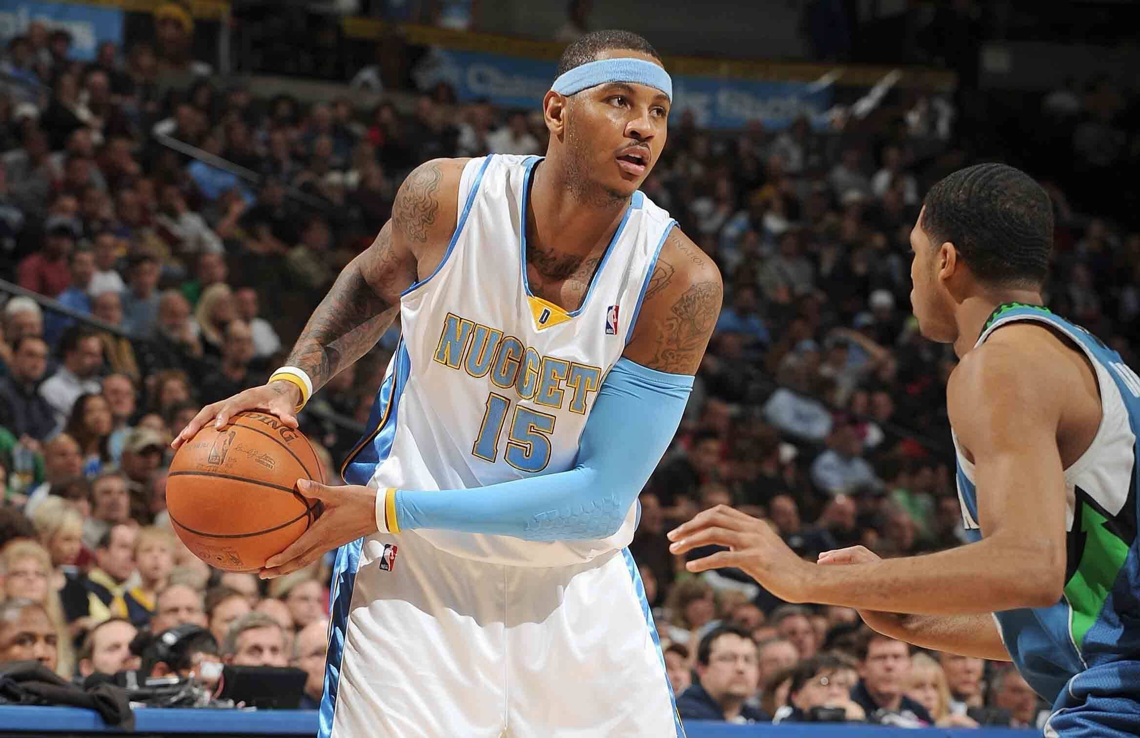 美球员在攻 美球员在攻